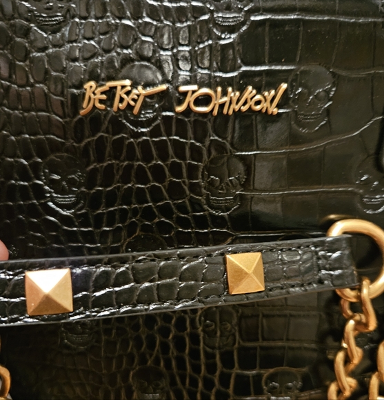 Betsey Johnson Skull Tote Purse Faux Crocodile Bonus Pouch - Picture 3 of 10